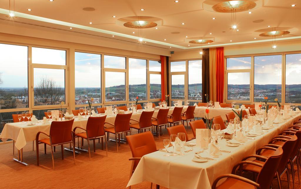 Parkhotel Донаувёрт Экстерьер фото